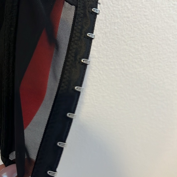 Bebe corset top medium - Picture 7 of 11